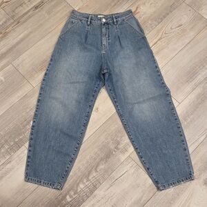 Baykan By "FREE PEOPLE" Relaxed Fit Boyfriend Barrel Style Pleated Jeans